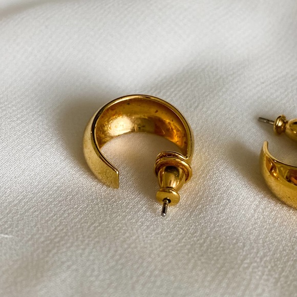 VTG Gold Small Wide Hoop Earrings - Picture 3 of 7